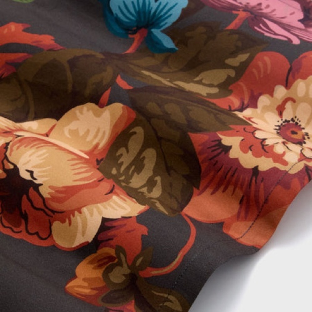 TUCKERNUCK HOME Baroque Floral Tablecloth NWOT - Picture 6 of 10
